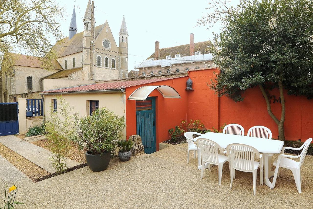Le Saint Brice Villa Chartres Exteriör bild